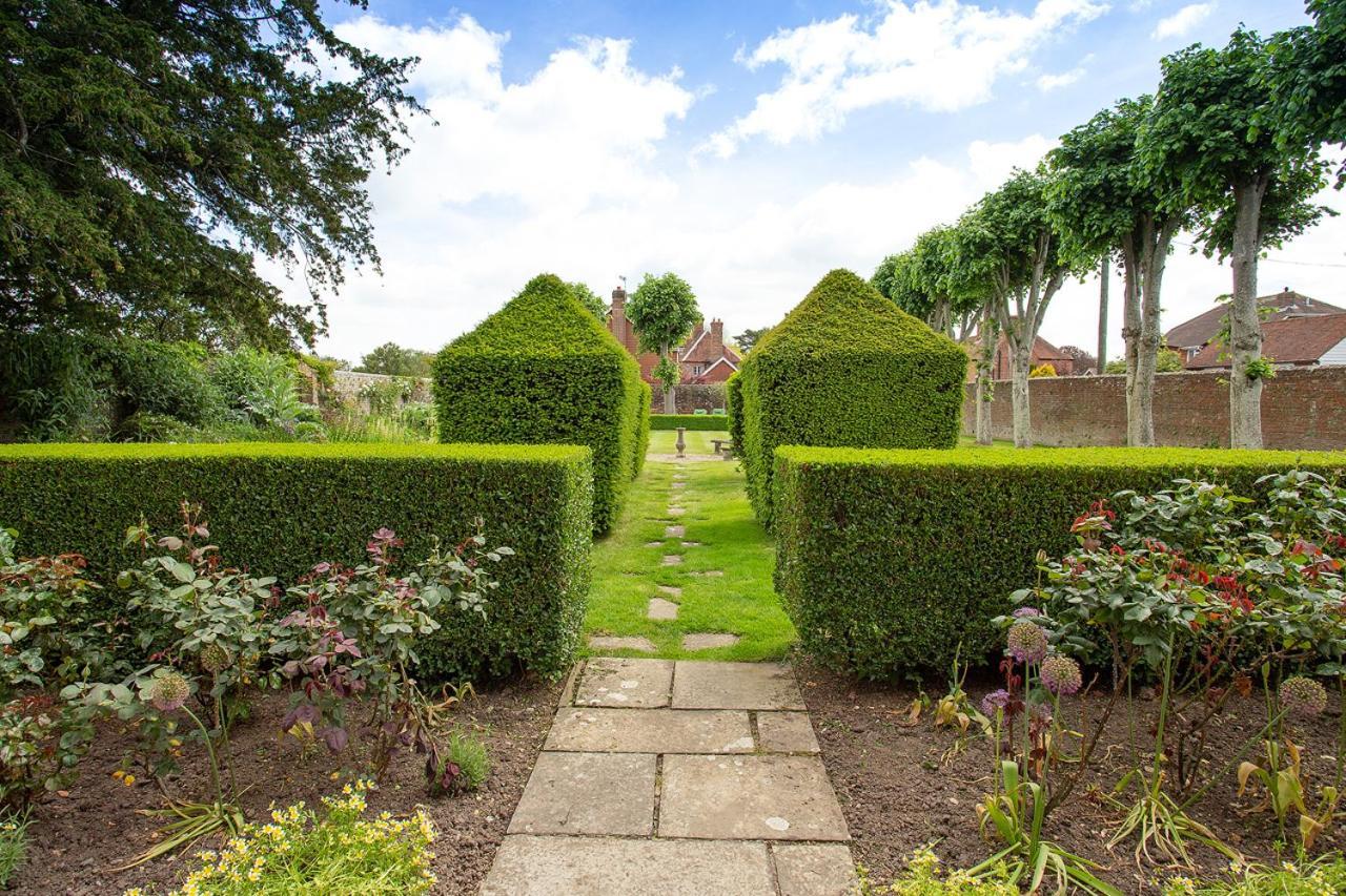 Boreham House Herstmonceux Exterior photo